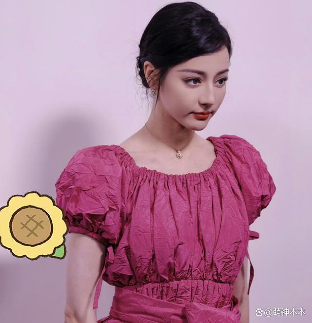 热巴新造型又被吐槽，无滤镜暴露真实状态，粉丝围攻造型团队