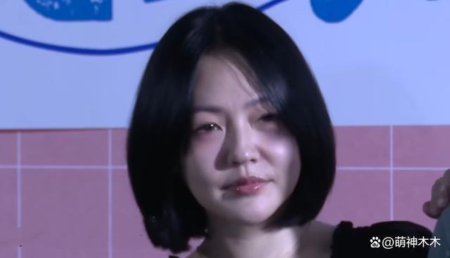 反应微妙！知名网红涉毒小S躺枪，被当众提问直接转移话题