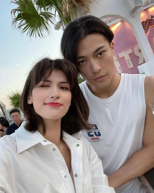 才过一年，突然去世了啊！