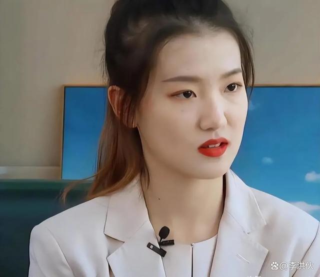 孟羽童单条广告报价20万？放弃董明珠秘书标签值得么？