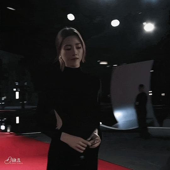 近期红毯点评｜省流版：迪丽热巴翻车，其他更可怕