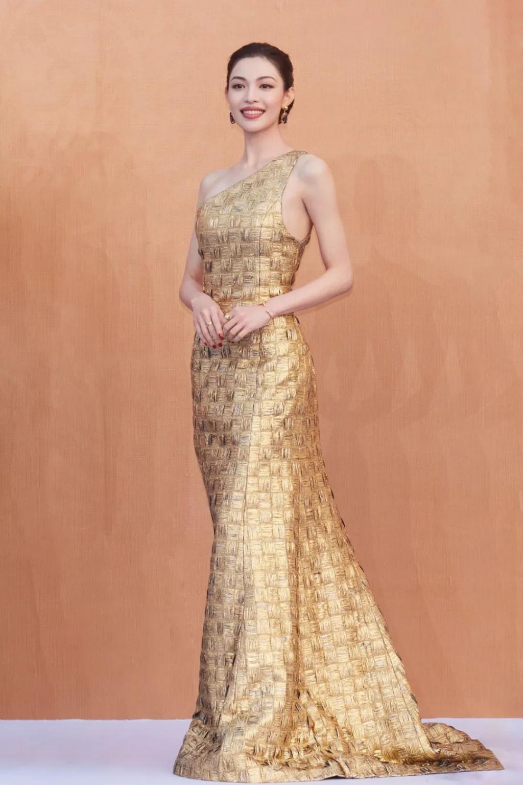 近期红毯点评｜省流版：迪丽热巴翻车，其他更可怕