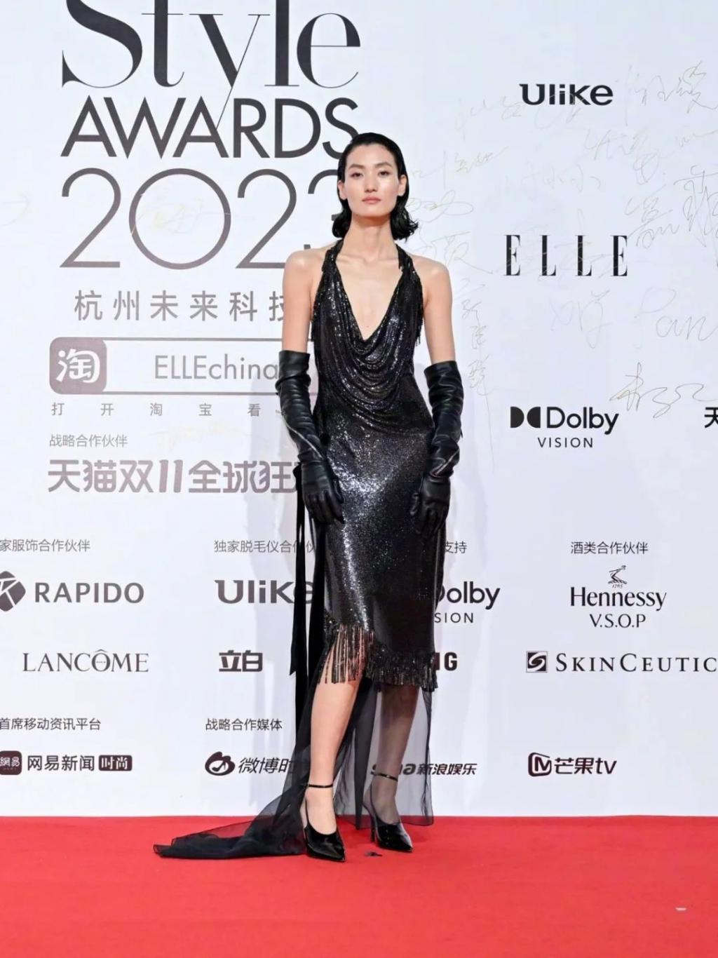 近期红毯点评｜省流版：迪丽热巴翻车，其他更可怕