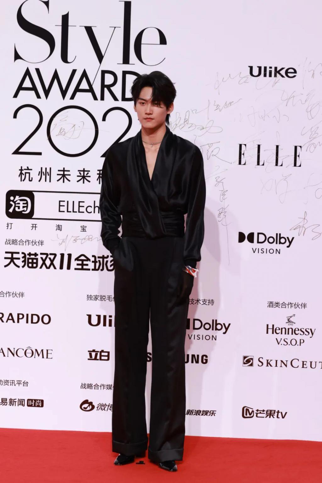 近期红毯点评｜省流版：迪丽热巴翻车，其他更可怕