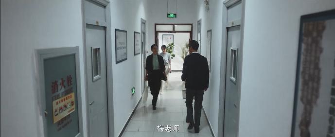热依扎这次真翻车了！哭也没用
