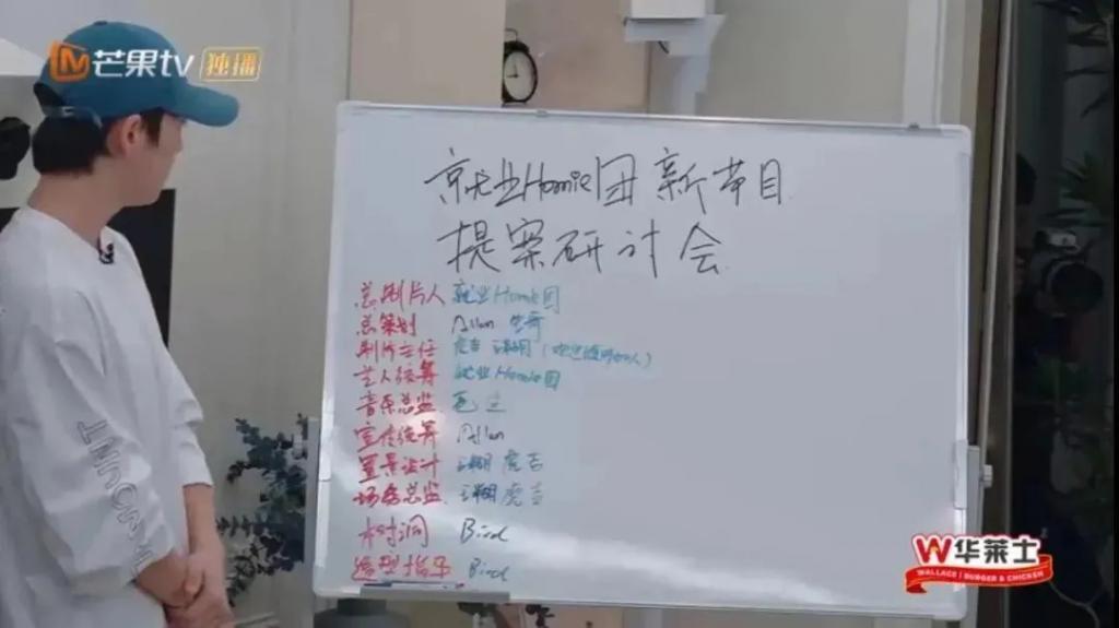 救命我在上班，要憋出内伤了…