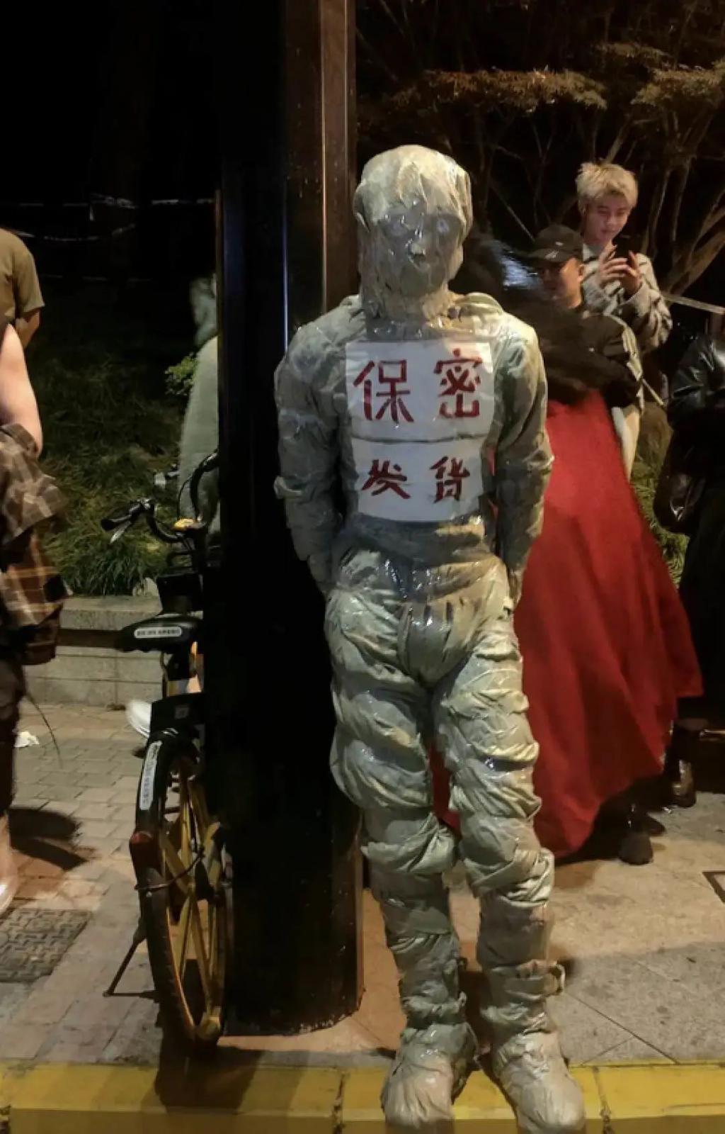 中国版《花束般的恋爱》还没拍，年轻人已经看完了