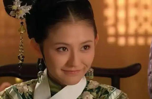 女演员长相有多重要？《无所畏惧》美艳热依扎和隐忍啜妮对比，差距一览无余