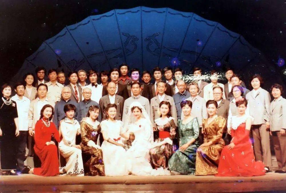 内衣外穿就是擦边吗？