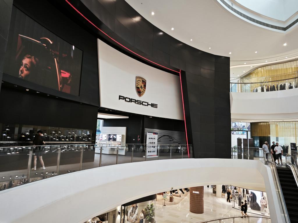 驻扎大商场的车企，得到想要的人气了吗？