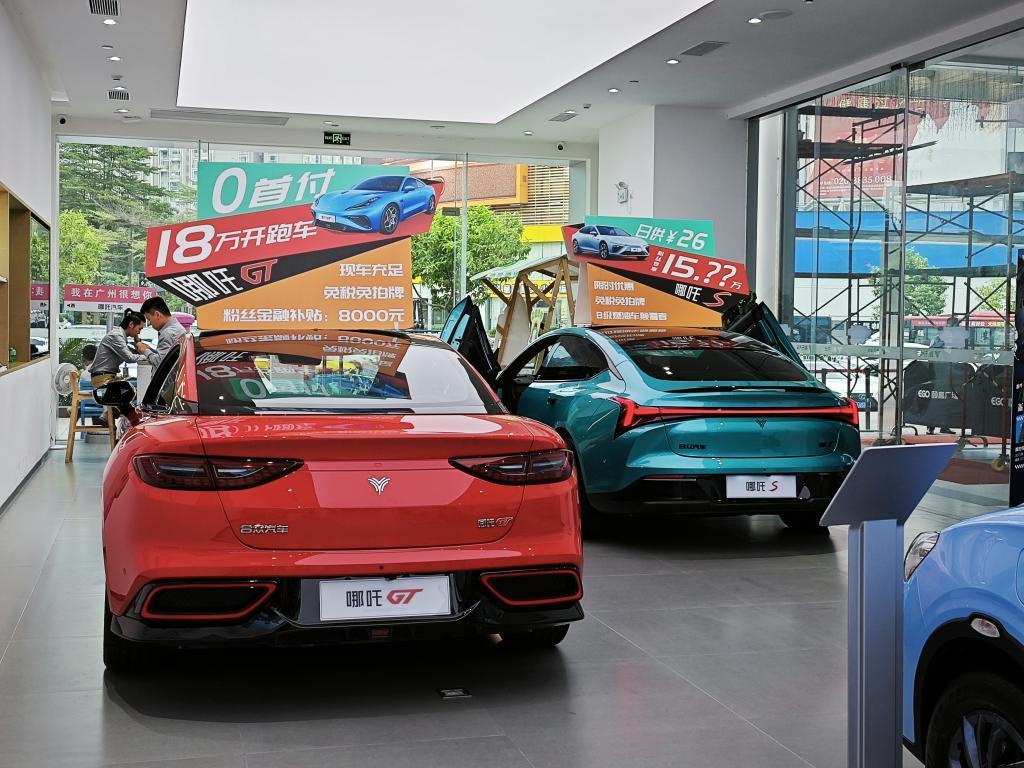 驻扎大商场的车企，得到想要的人气了吗？