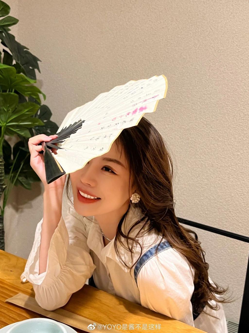 美女！才女！主持人大赛中的她，太讨喜了！