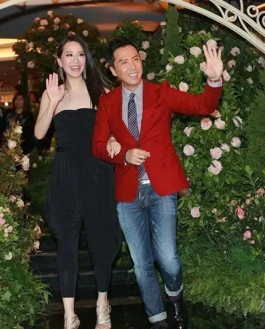 恭喜!顶级名媛出嫁,彩礼超10亿,女明星排队巴结…