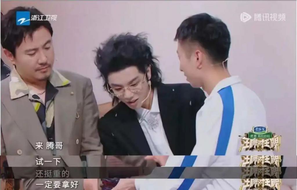 “玩不起”的关晓彤，踩了年轻人最恨的雷区