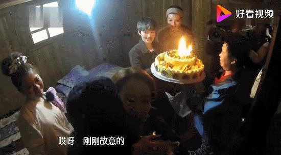 “玩不起”的关晓彤，踩了年轻人最恨的雷区
