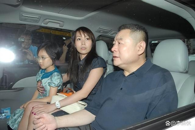 刘銮雄回应遗产风波否认甘比投资亏损200亿，对吕丽君破口大骂