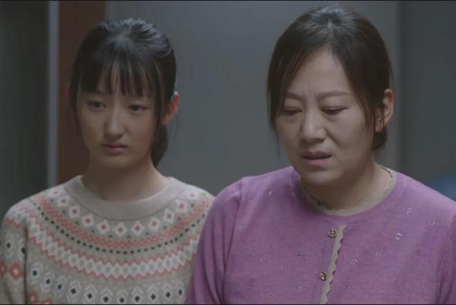 她终于正常了一回，可惜没人看了