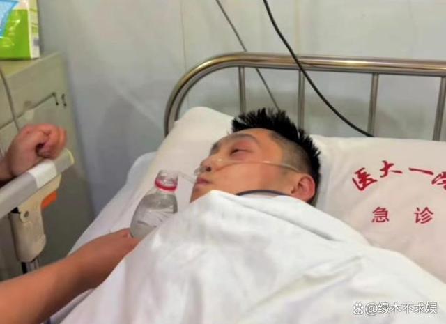 29岁快乐小赵因遗传病去世！原生家庭太窒息，最后露面暴瘦烂嘴！