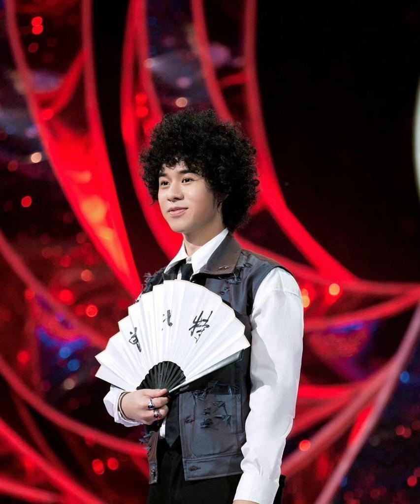 看完《歌手2024》拟邀名单，内容五味杂陈，想问：这阵容认真的吗？