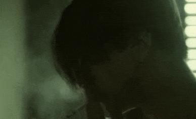 13年后，顶流男星之死