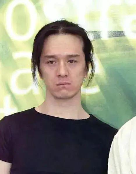 13年后，顶流男星之死