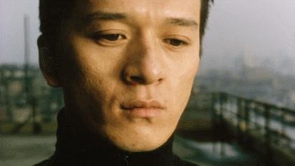 13年后，顶流男星之死