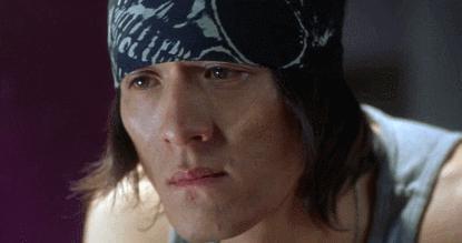 13年后，顶流男星之死