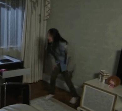 十二年了，才发现这对癫公癫婆啊