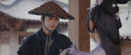 这泼天的富贵，她接住了