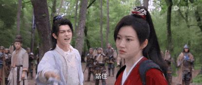 这泼天的富贵，她接住了