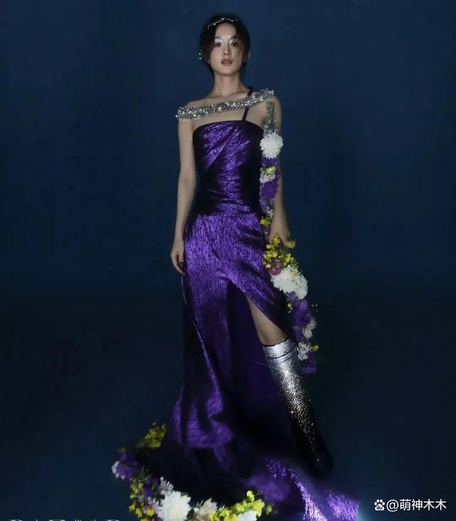 赵丽颖最新硬照翻车！妆容显脏眼神胆怯，被嘲满屏土味