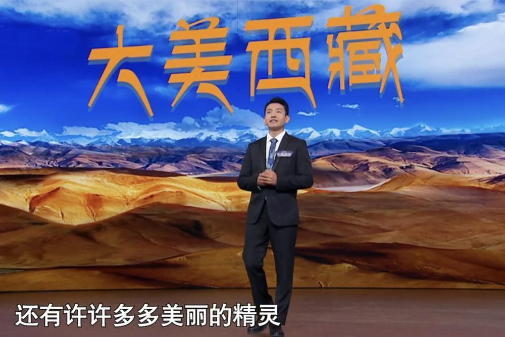 《主持人大赛》30强诞生，张慧鑫拿第一，撒贝宁尼格买提互换身份效果拉满