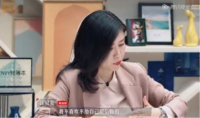 抱抱他吧…感觉他要碎掉了？