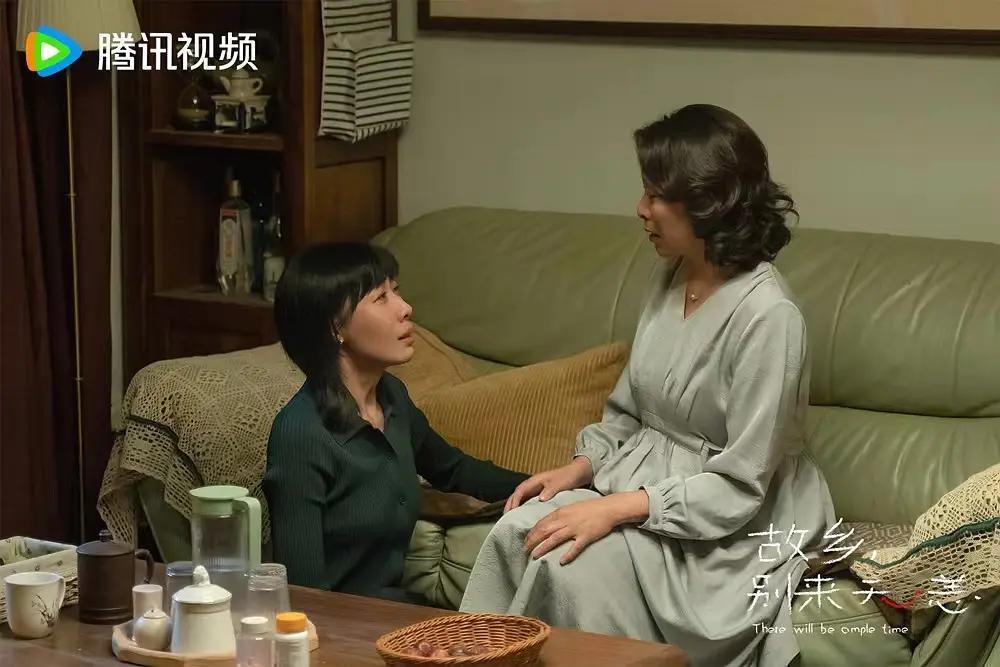 别再蹭热度了，观众的滤镜都快碎完了