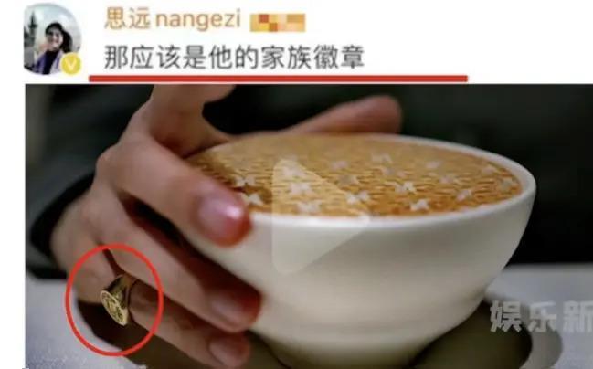 抱抱他吧…感觉他要碎掉了?