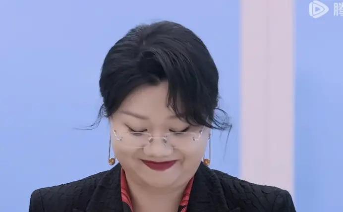 抱抱他吧…感觉他要碎掉了?