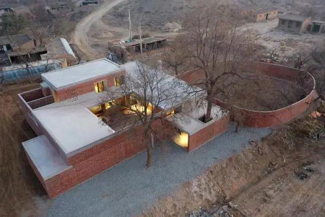 给前夫当保姆，也叫她的福报？？