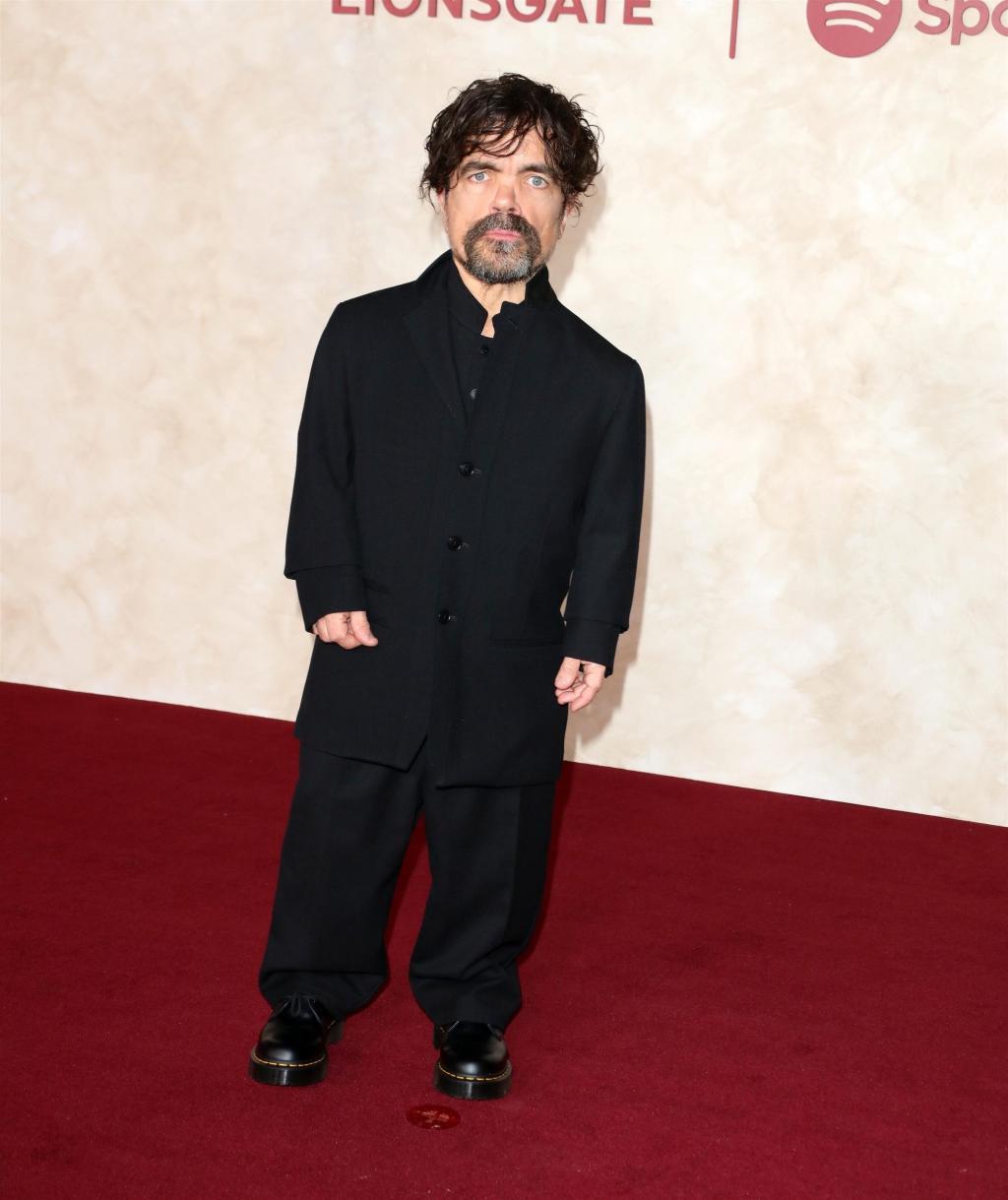 电影《饥饿游戏：鸣鸟与蛇之歌》洛杉矶首映