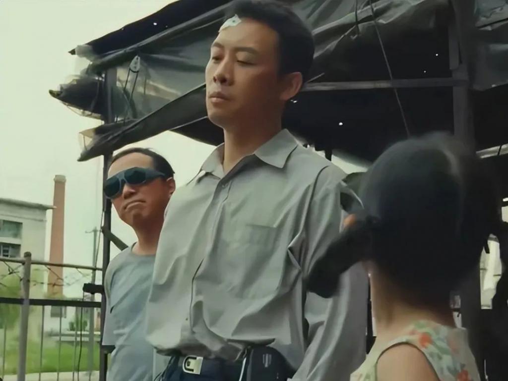 《无价之宝》票房口碑井喷打了多少资方的脸，张译又赌对了