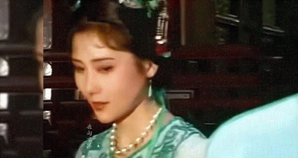 微博粉丝21万，内娱女星不敢和她撕番