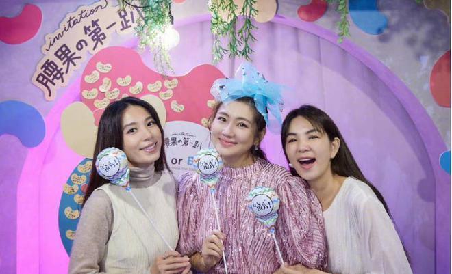 Ella回应Selina婚讯：不做小腰果的干妈
