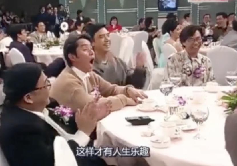 公然出轨，调戏王祖贤，这么好色下流，为何他没被封杀？