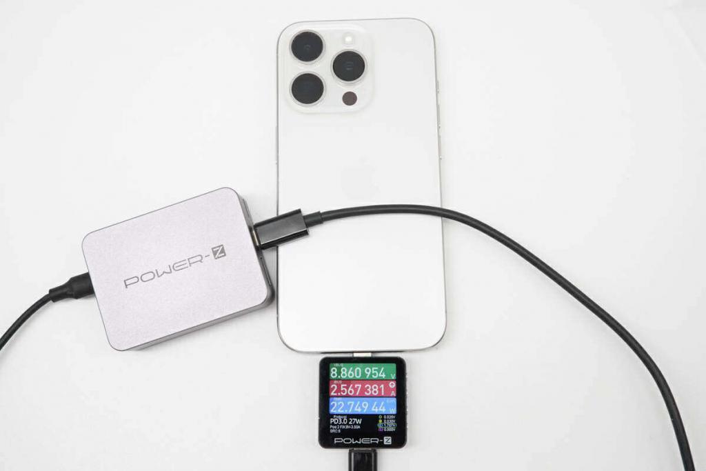 如何用笔记本电脑充电器给 iPhone15 Pro Max充电