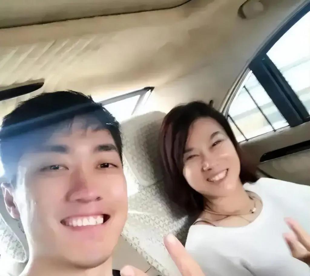 金星发文疑内涵董明珠王自如，两人恩怨被扒