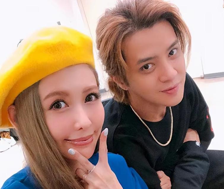 简恺乐被曝离婚复出艰难，刻意疏远友人，知情人称她现状太可怜