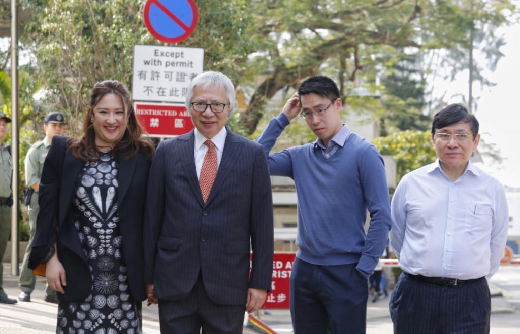 94岁老太成中国女首富，长子曾遭绑架先走一步，留数百亿遗产