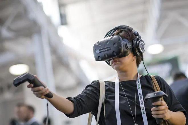 几千家体验店，拯救不了VR产业？