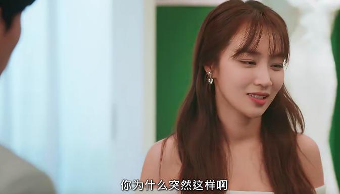 观众的乳腺有救了，这剧情太爽太解气！