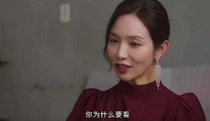 观众的乳腺有救了，这剧情太爽太解气！