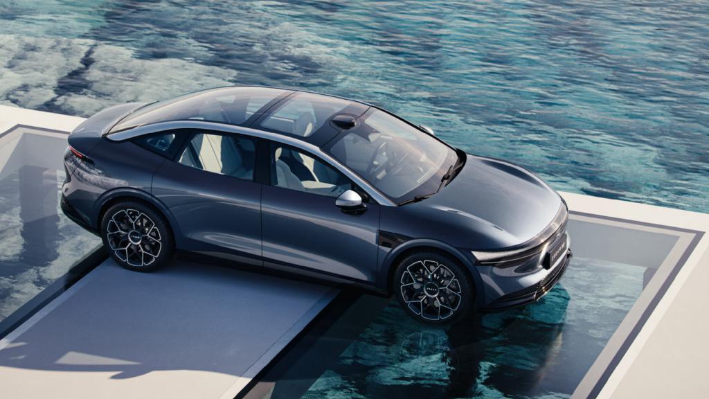 极氪首款纯电轿车 007 申报图公布，11 月 17 日开启预售